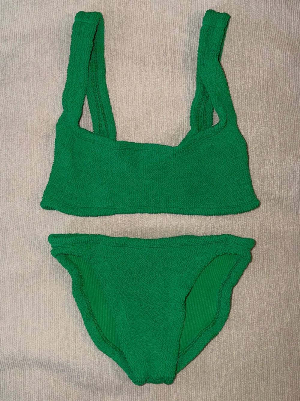 Hunza G Xandra Bikini SET Green Emerald Revolve Crinkle Stretchy Swimwear